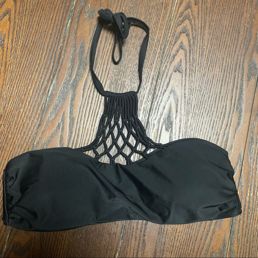 ⭐️ Halter bikini top